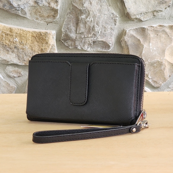 Michael Kors Jet Set Medium Phone Black Wallet Wristlet - Picture 2 of 6